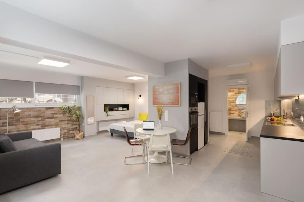 Stylish Studio Downtown Athens Luaran gambar