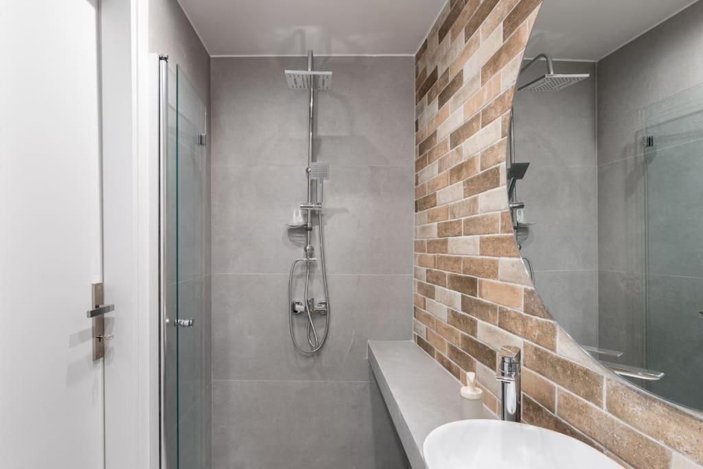 Stylish Studio Downtown Athens Luaran gambar
